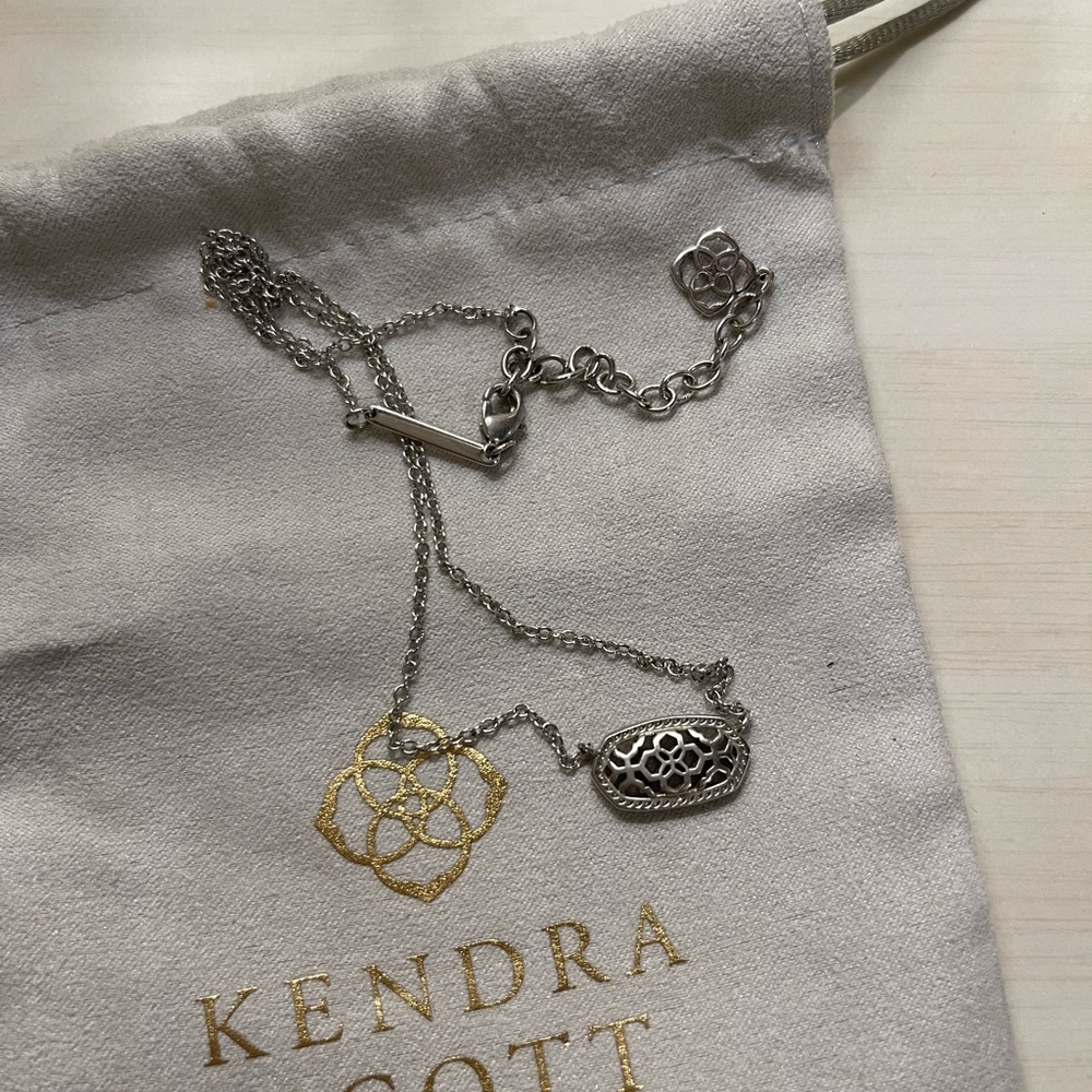 Kendra Scott Silver Necklace